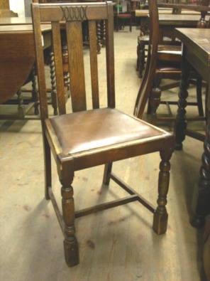 Oak Pub Chair 1